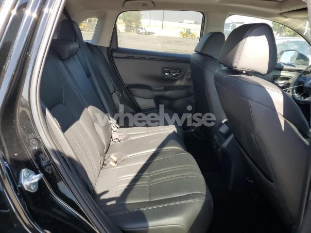 Photo 8 of 2024 HONDA HR-V EXL (VIN 3CZRZ1H77RM754778)