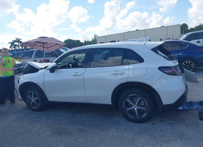 Photo 14 of 2025 Honda Hr-v 2WD EX-L (VIN 3CZRZ1H77SM708504)
