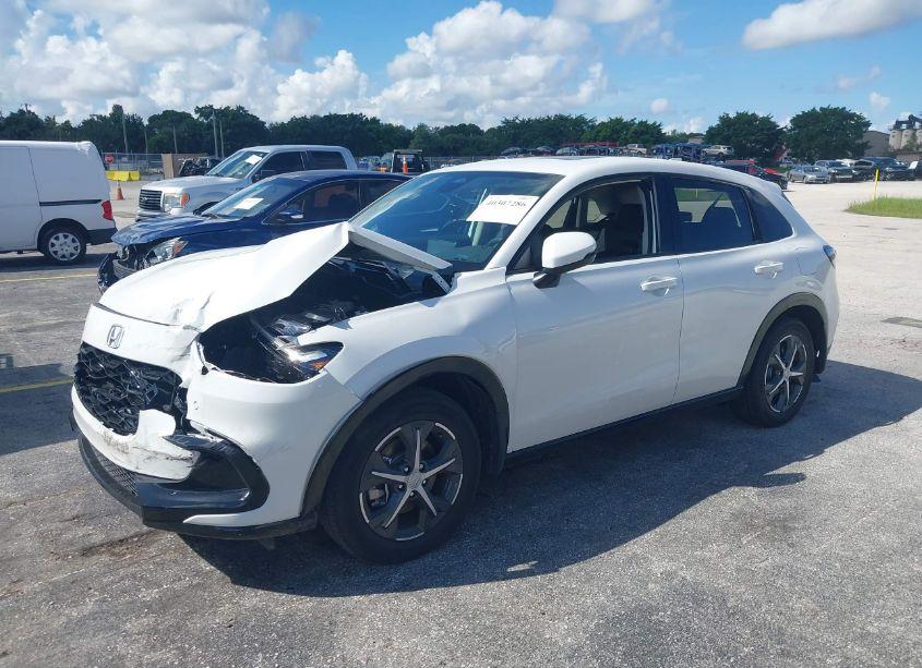 Photo 2 of 2025 Honda Hr-v 2WD EX-L (VIN 3CZRZ1H77SM708504)