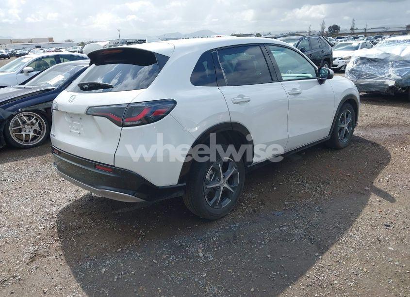 Photo 4 of 2025 Honda Hr-v 2WD EX-L (VIN 3CZRZ1H78SM738630)