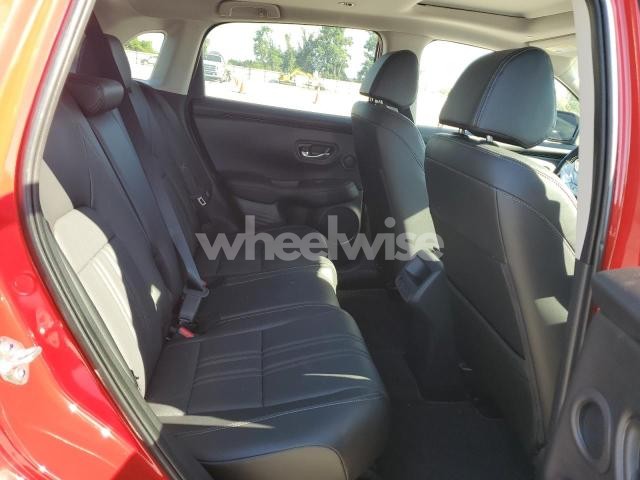 Photo 2 of 2025 HONDA HR-V EXL (VIN 3CZRZ1H78SM748820)