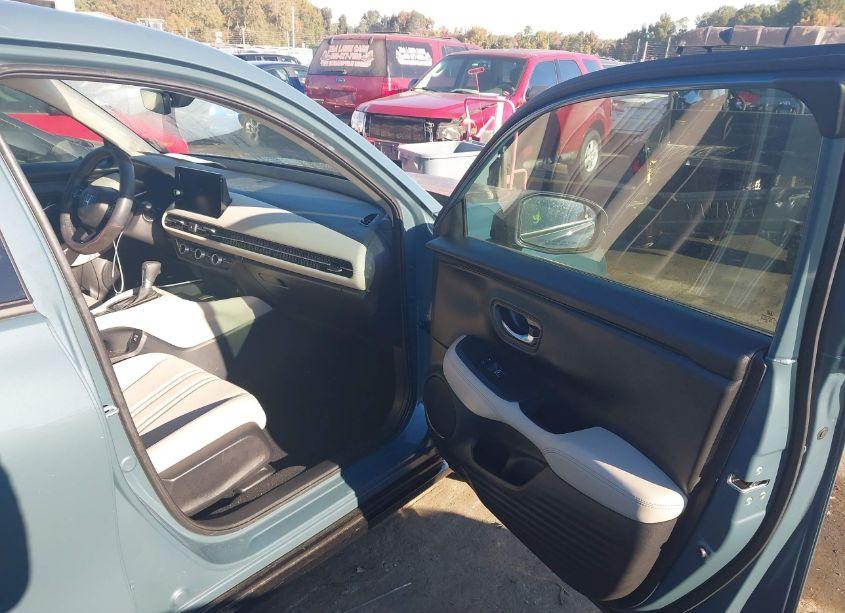 Photo 5 of 2024 Honda Hr-v (VIN 3CZRZ1H79RM739795)