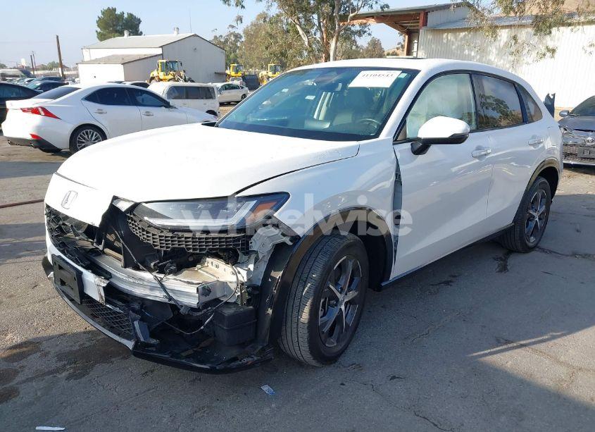 Photo 2 of 2023 Honda Hr-v 2WD EX-L (VIN 3CZRZ1H7XPM732254)