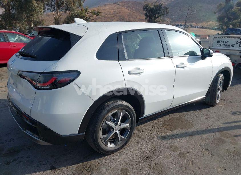 Photo 4 of 2023 Honda Hr-v 2WD EX-L (VIN 3CZRZ1H7XPM732254)