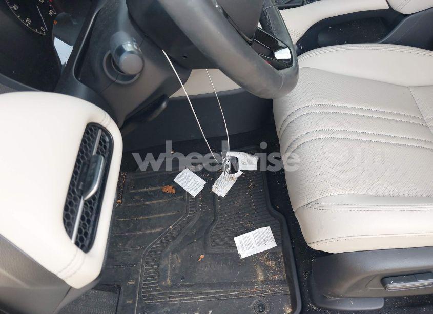 Photo 11 of 2024 Honda Hr-v 2WD EX-L/2WD EX-L W/O BSI (VIN 3CZRZ1H7XRM714694)