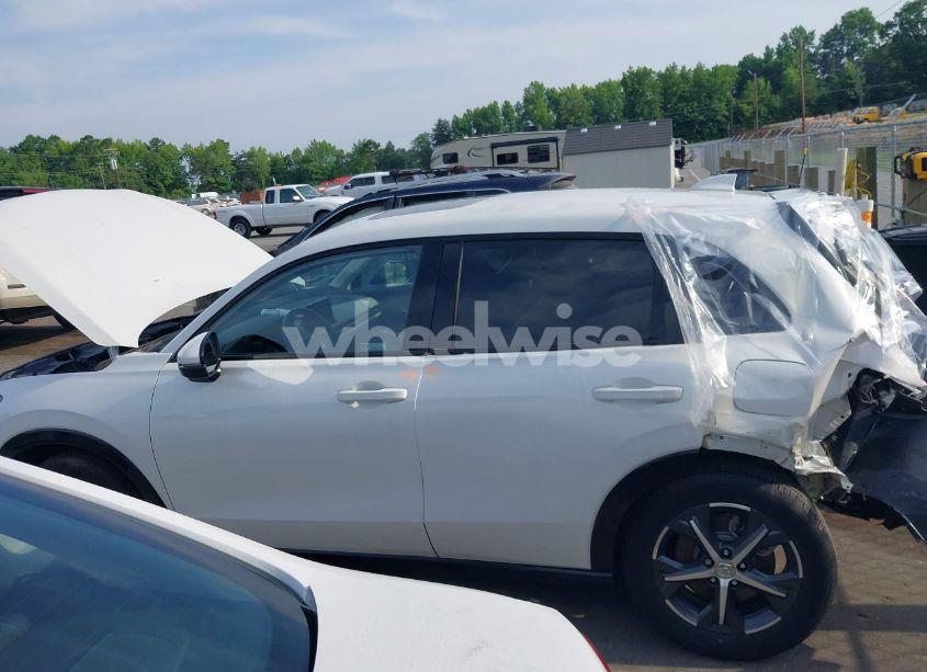 Photo 14 of 2024 Honda Hr-v 2WD EX-L/2WD EX-L W/O BSI (VIN 3CZRZ1H7XRM714694)