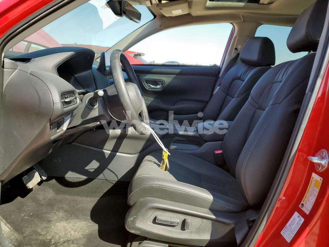 Photo 7 of 2025 HONDA HR-V EXL (VIN 3CZRZ1H7XSM744493)