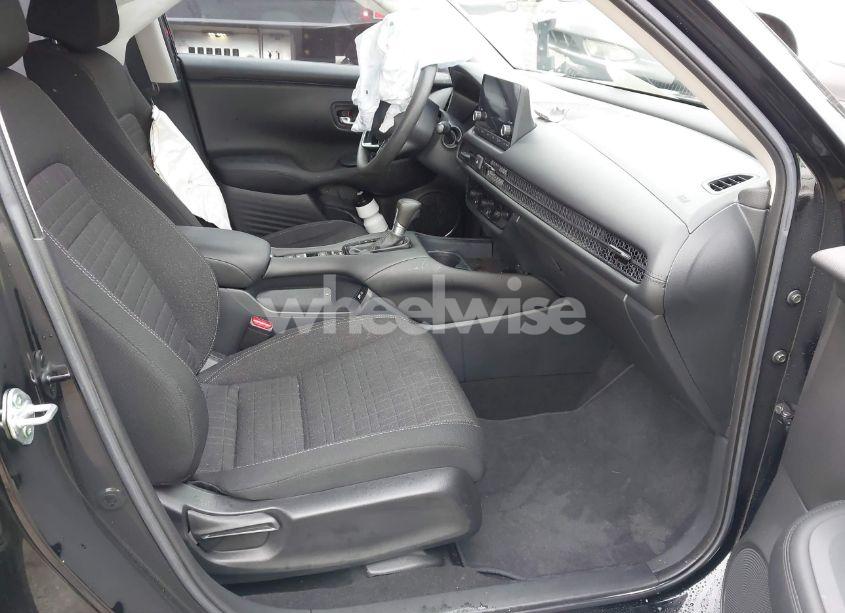 Photo 5 of 2023 Honda Hr-v AWD LX (VIN 3CZRZ2H30PM708645)