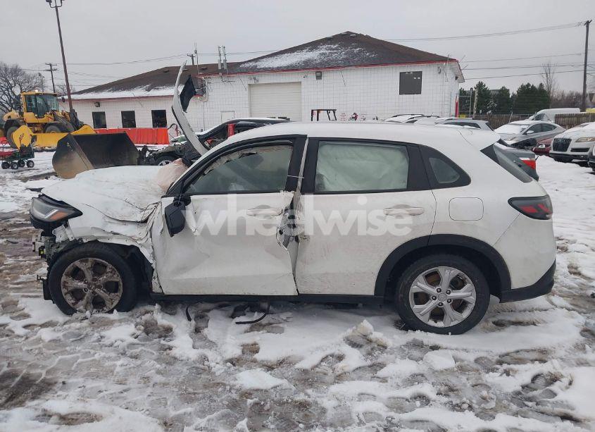 Photo 13 of 2023 Honda Hr-v AWD LX (VIN 3CZRZ2H30PM713411)