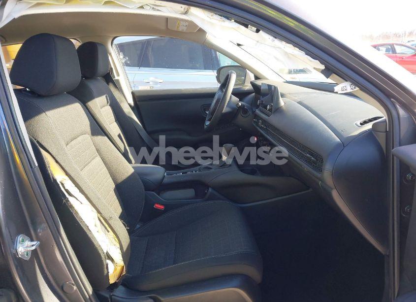 Photo 5 of 2023 Honda Hr-v AWD LX (VIN 3CZRZ2H30PM716003)