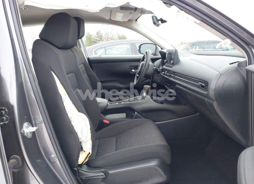 Photo 5 of 2023 Honda Hr-v AWD LX (VIN 3CZRZ2H30PM724361)