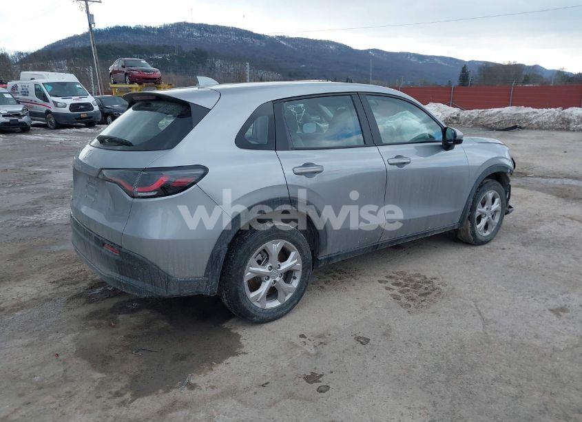 Photo 4 of 2023 Honda Hr-v AWD LX (VIN 3CZRZ2H30PM728734)