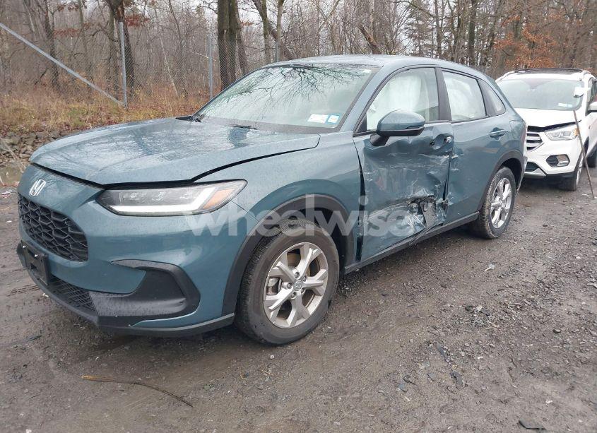 Photo 2 of 2024 Honda Hr-v AWD LX (VIN 3CZRZ2H30RM770100)