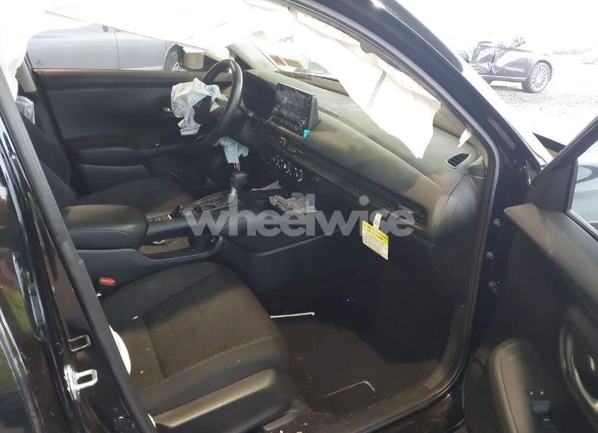 Photo 5 of 2023 Honda Hr-v AWD LX (VIN 3CZRZ2H31PM724921)