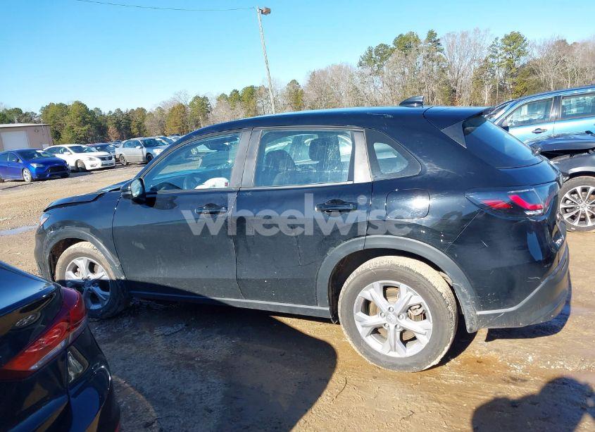 Photo 15 of 2024 Honda Hr-v AWD LX (VIN 3CZRZ2H31RM703070)