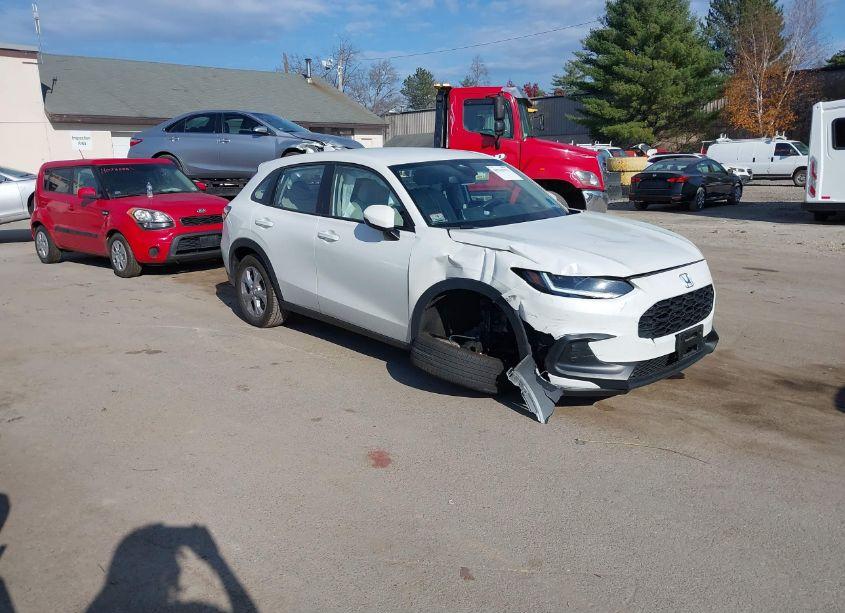 2024 Honda Hr-v AWD LX (VIN 3CZRZ2H31RM715221) main photo