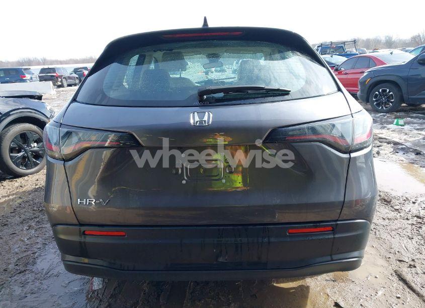 Photo 17 of 2024 Honda Hr-v AWD LX (VIN 3CZRZ2H31RM716482)