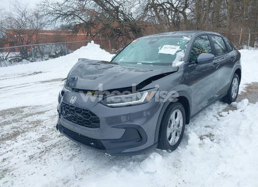 Photo 2 of 2025 Honda Hr-v AWD LX (VIN 3CZRZ2H31SM725768)
