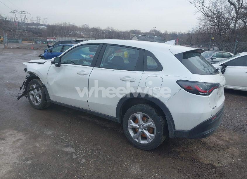 Photo 3 of 2023 Honda Hr-v AWD LX (VIN 3CZRZ2H33PM739713)