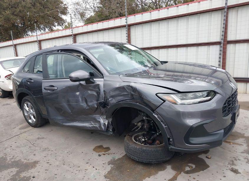 Photo 6 of 2023 Honda Hr-v AWD LX (VIN 3CZRZ2H33PM744975)