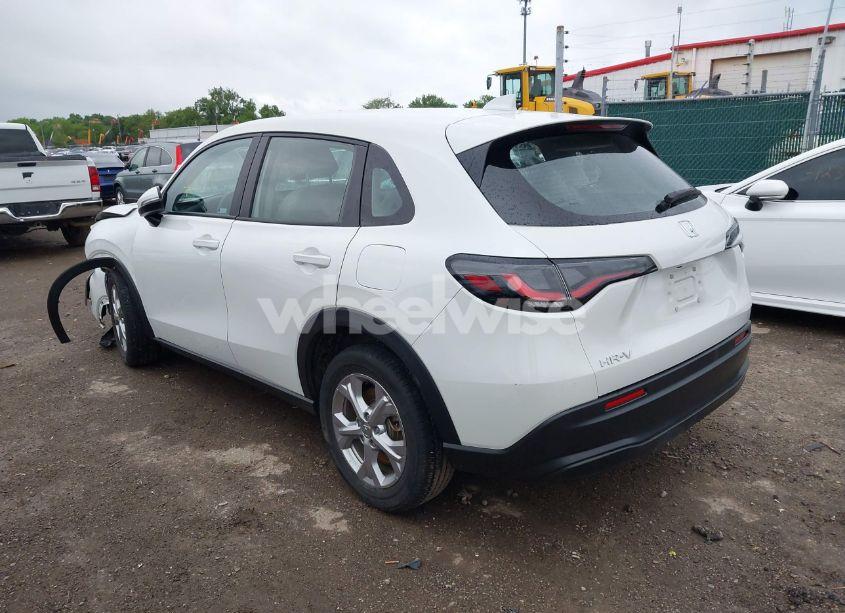 Photo 3 of 2024 Honda Hr-v AWD LX (VIN 3CZRZ2H33RM709002)