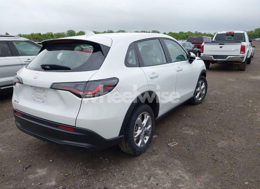 Photo 4 of 2024 Honda Hr-v AWD LX (VIN 3CZRZ2H33RM709002)
