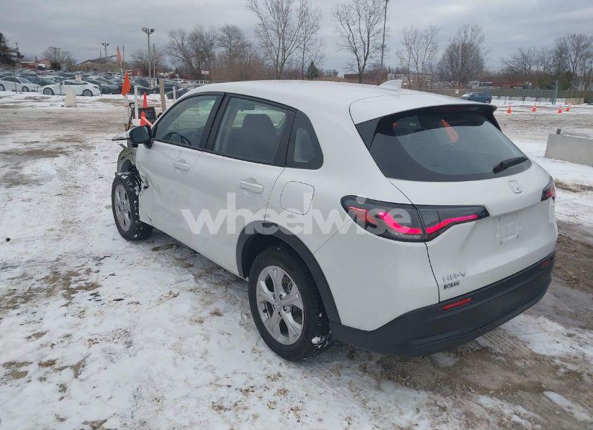 Photo 3 of 2024 Honda Hr-v AWD LX (VIN 3CZRZ2H33RM786310)