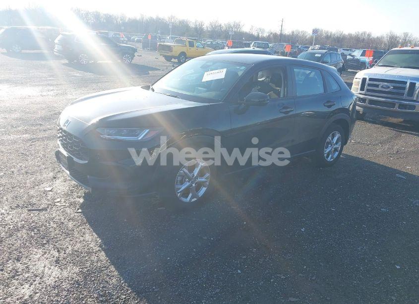 Photo 2 of 2025 Honda Hr-v AWD LX (VIN 3CZRZ2H33SM714156)