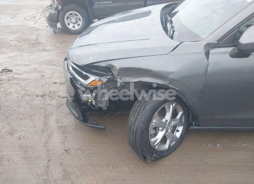 Photo 6 of 2024 Honda Hr-v AWD LX (VIN 3CZRZ2H34RM719943)