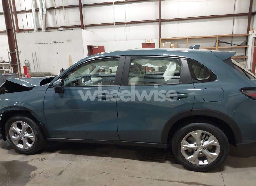 Photo 15 of 2025 Honda Hr-v AWD LX (VIN 3CZRZ2H34SM761308)