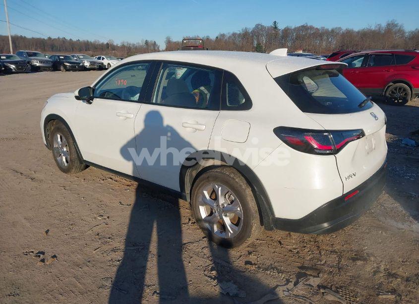 Photo 3 of 2023 Honda Hr-v AWD LX (VIN 3CZRZ2H35PM731872)