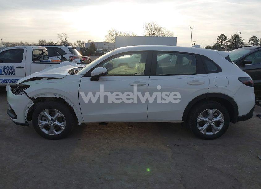 Photo 15 of 2023 Honda Hr-v AWD LX (VIN 3CZRZ2H36PM742038)