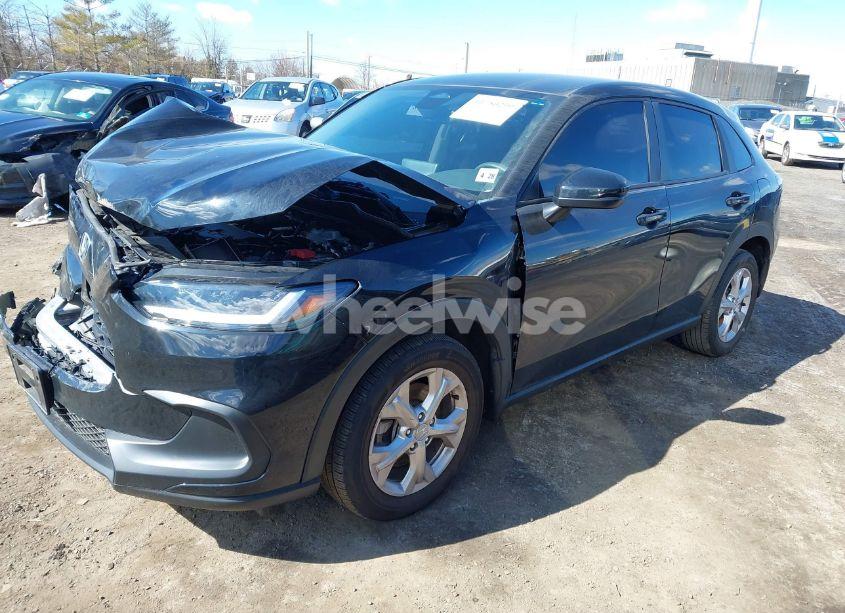 Photo 2 of 2023 Honda Hr-v AWD LX (VIN 3CZRZ2H37PM739410)