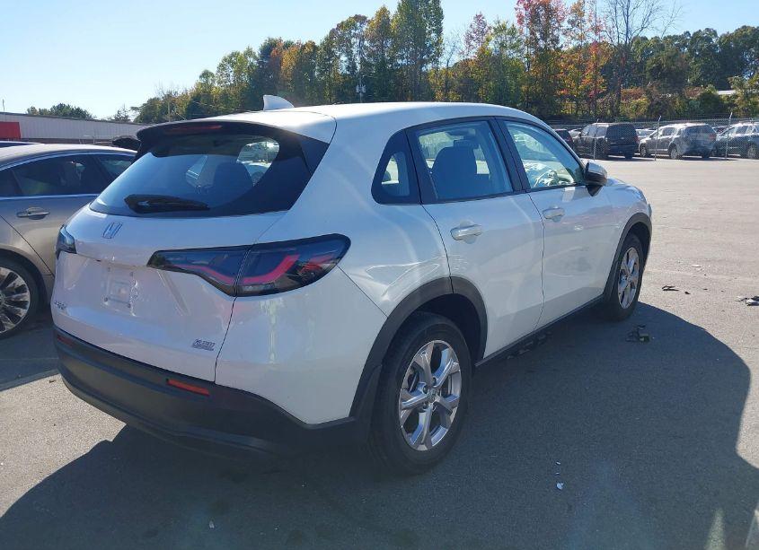 Photo 4 of 2023 Honda Hr-v AWD LX (VIN 3CZRZ2H37PM740637)