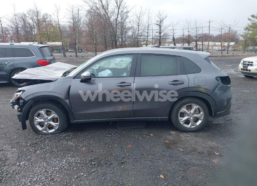 Photo 13 of 2024 Honda Hr-v AWD LX (VIN 3CZRZ2H37RM718334)