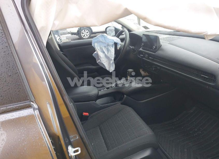 Photo 5 of 2024 Honda Hr-v AWD LX (VIN 3CZRZ2H37RM718334)