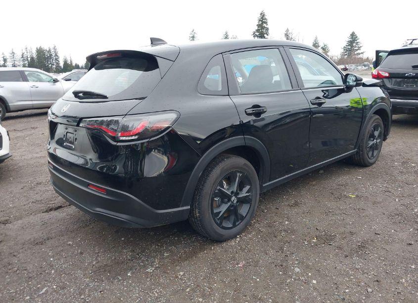 Photo 4 of 2024 Honda Hr-v AWD LX (VIN 3CZRZ2H37RM747400)