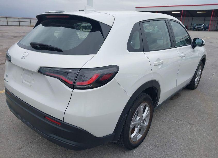 Photo 4 of 2023 Honda Hr-v AWD LX (VIN 3CZRZ2H38PM736256)