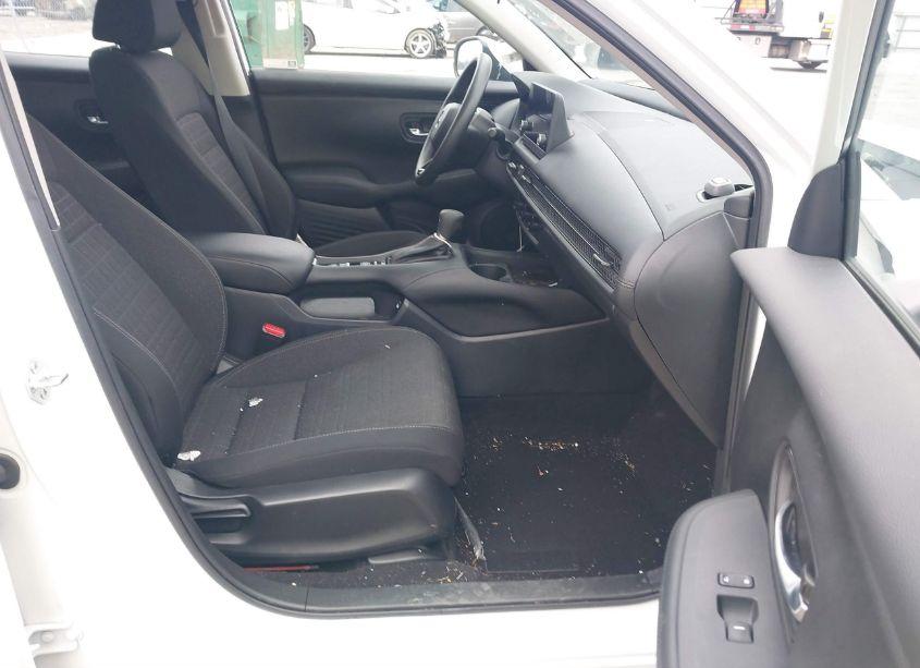 Photo 5 of 2023 Honda Hr-v AWD LX (VIN 3CZRZ2H38PM736256)