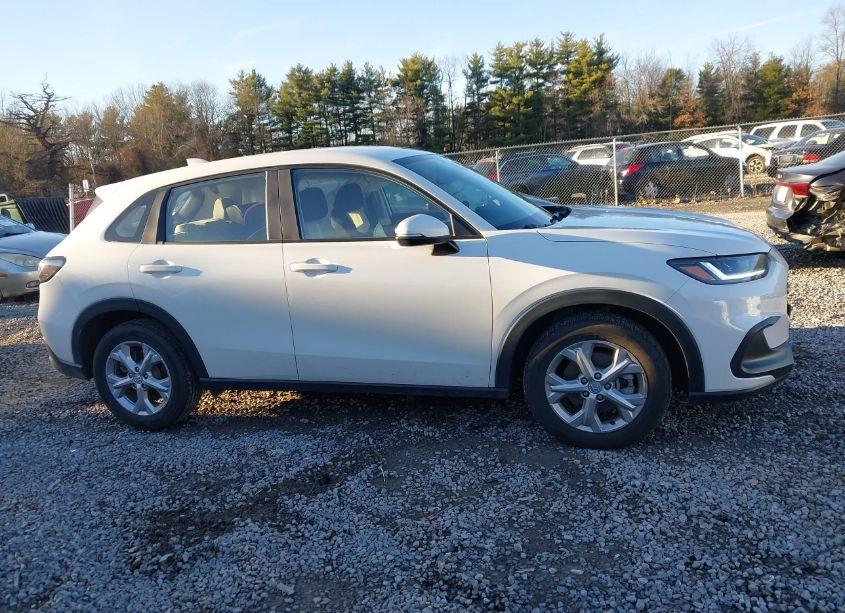 Photo 13 of 2024 Honda Hr-v AWD LX (VIN 3CZRZ2H38RM726989)