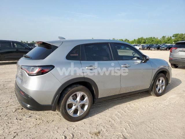 Photo 3 of 2024 HONDA HR-V LX N/A (VIN 3CZRZ2H38RM742819)