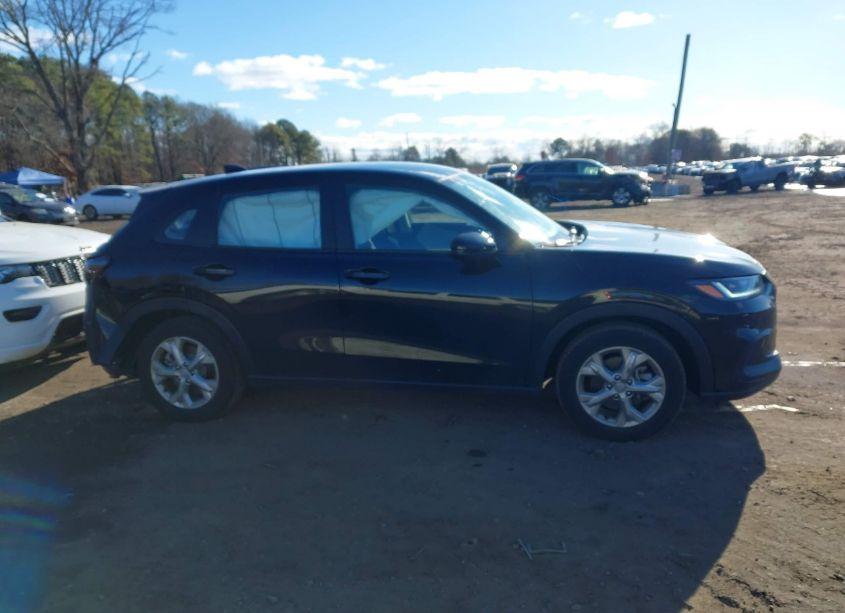 Photo 13 of 2024 Honda Hr-v AWD LX (VIN 3CZRZ2H38RM748541)