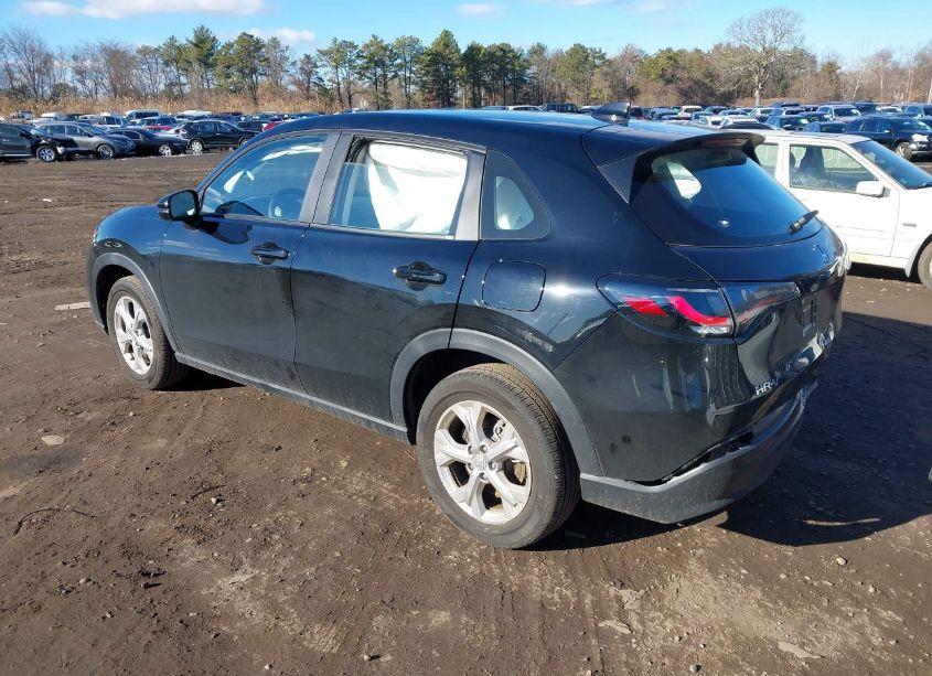 Photo 3 of 2024 Honda Hr-v AWD LX (VIN 3CZRZ2H38RM748541)