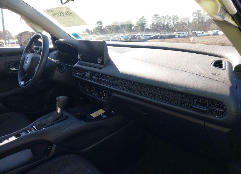 Photo 5 of 2024 Honda Hr-v AWD LX (VIN 3CZRZ2H38RM748541)