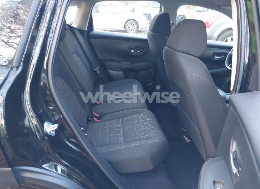 Photo 8 of 2024 Honda Hr-v AWD LX (VIN 3CZRZ2H38RM775531)