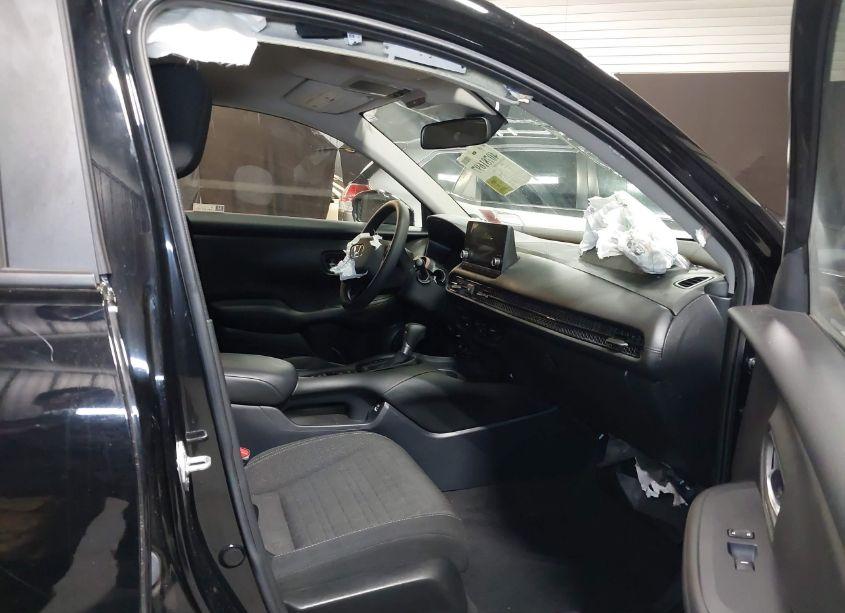 Photo 5 of 2023 Honda Hr-v AWD LX (VIN 3CZRZ2H39PM708644)