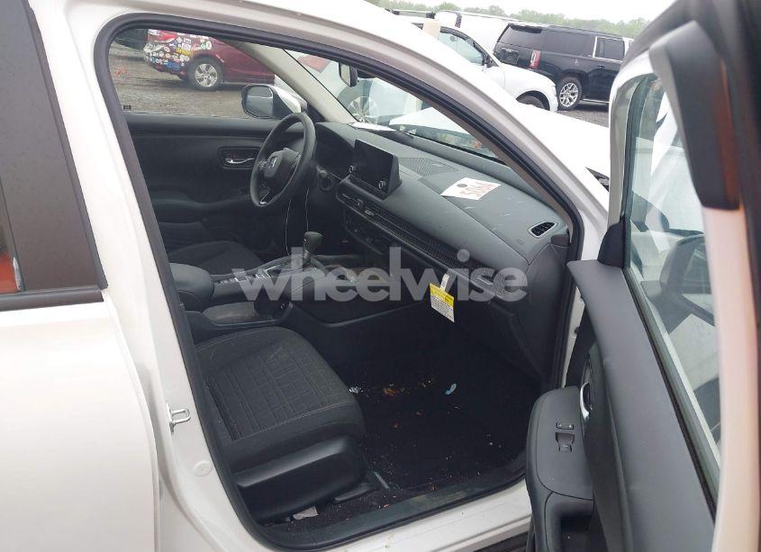 Photo 5 of 2025 Honda Hr-v AWD LX (VIN 3CZRZ2H39SM712671)