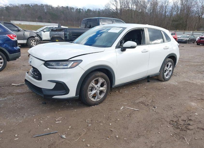 Photo 2 of 2023 Honda Hr-v AWD LX (VIN 3CZRZ2H3XPM741524)
