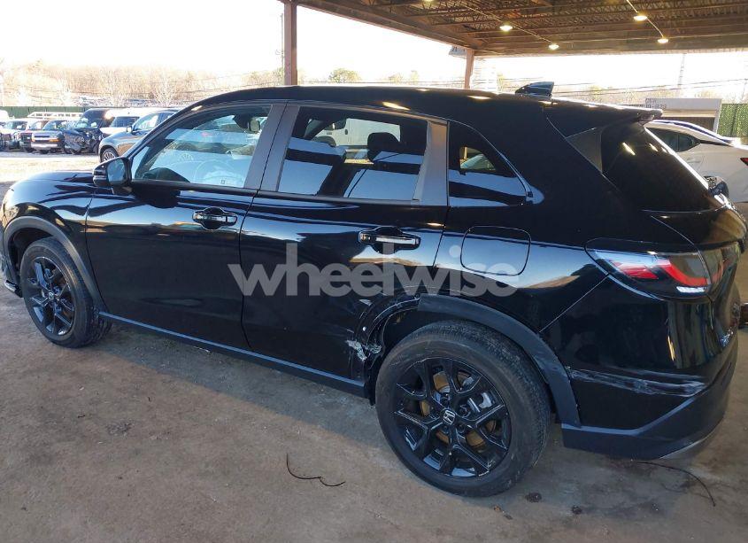 Photo 3 of 2023 Honda Hr-v AWD SPORT (VIN 3CZRZ2H50PM727875)