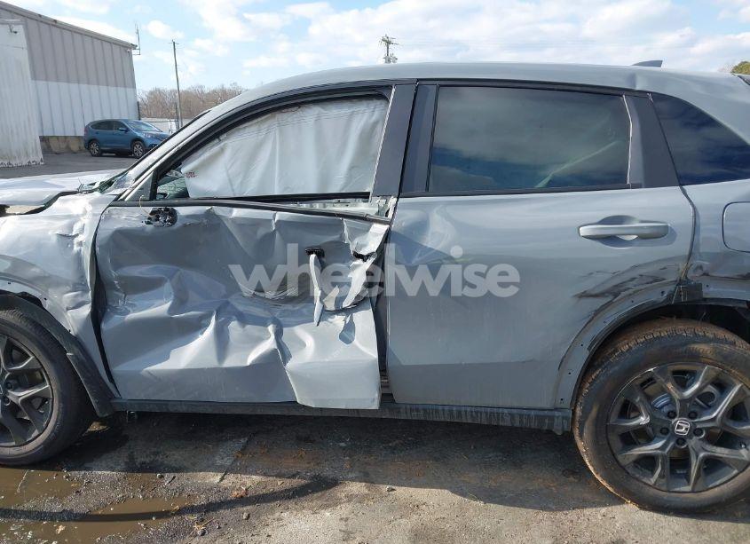 Photo 14 of 2024 Honda Hr-v AWD SPORT/AWD SPORT W/O BSI (VIN 3CZRZ2H50RM740872)